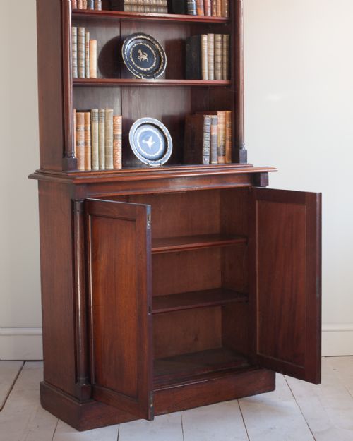 EARLY 19TH CENTURY MAHOGANY TALL OPEN BOOKCASE - ADDITIONAL PHOTO 2