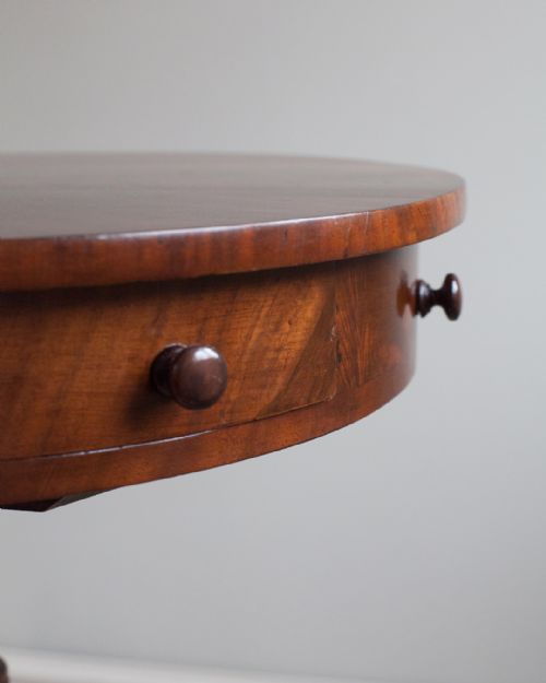 WILLIAM IV SMALL MAHOGANY DRUM TABLE - ADDITIONAL PHOTO 3
