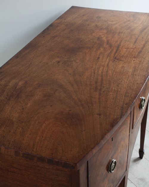 GEORGE III MAHOGANY SIDEBOARD - ADDITIONAL PHOTO 3