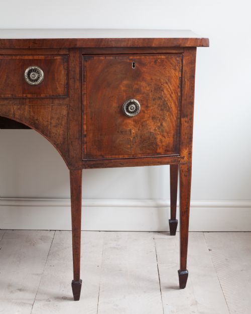 GEORGE III MAHOGANY SIDEBOARD - ADDITIONAL PHOTO 5