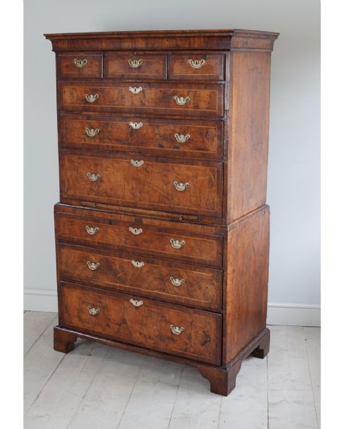 EXQUISITE GEORGE II WALNUT CHEST ON CHEST - ADDITIONAL PHOTO 3
