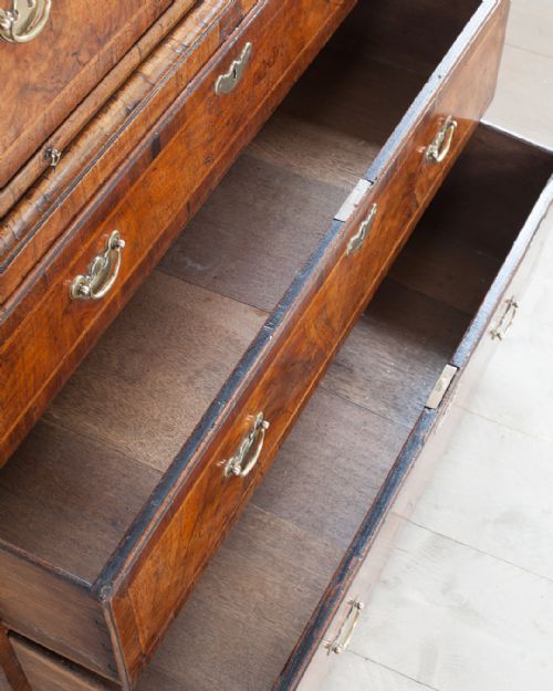 EXQUISITE GEORGE II WALNUT CHEST ON CHEST - ADDITIONAL PHOTO 6
