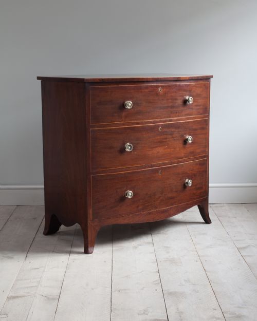 george iv mahogany bowfront chest of drawers - CATEGORY: ANTIQUE CHEST OF DRAWERS - DATED GEORGIAN