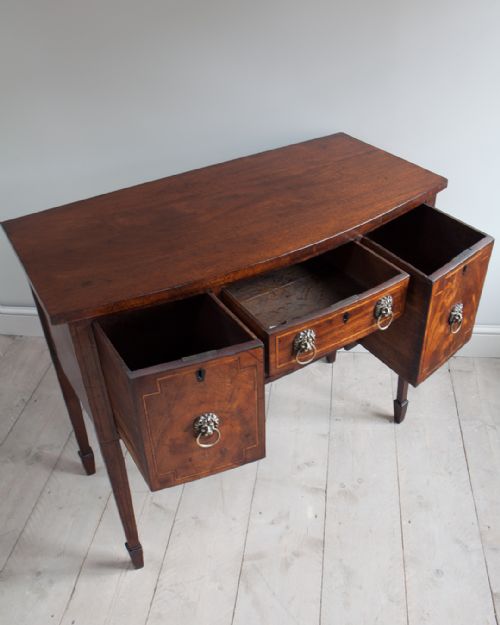 GEORGE III MAHOGANY BOWFRONT SIDEBOARD - ADDITIONAL PHOTO 5