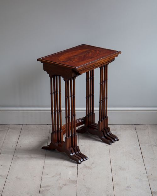 edwardian mahogany nest of four tables - CATEGORY: ANTIQUE TABLES - DATED EDWARDIAN