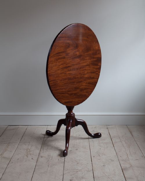 georgian mahogany tripod table - CATEGORY: ANTIQUE TABLES - DATED 18TH CENTURY
