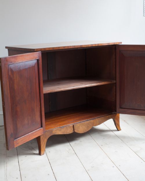 GEORGE IV FIGURED MAHOGANY SIDE CABINET - ADDITIONAL PHOTO 6