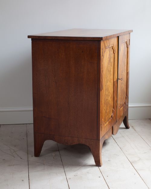 GEORGE IV FIGURED MAHOGANY SIDE CABINET - ADDITIONAL PHOTO 7