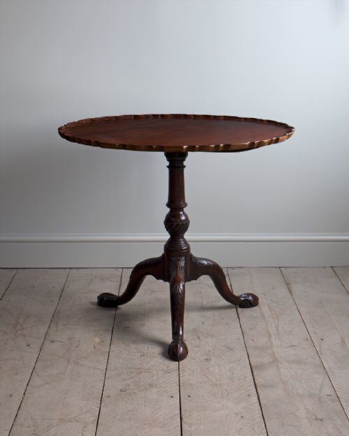 george iii mahogany piecrust table - CATEGORY: ANTIQUE TABLES - DATED 19TH CENTURY