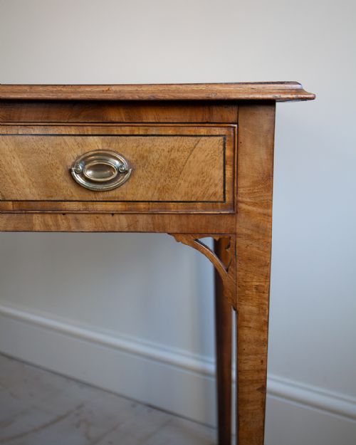 ATTRACTIVE GEORGIAN MAHOGANY SIDE TABLE - ADDITIONAL PHOTO 4