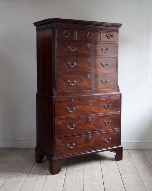 superb george iii mahogany chest on chest - CATEGORY: ANTIQUE CHEST OF DRAWERS - DATED 18TH CENTURY