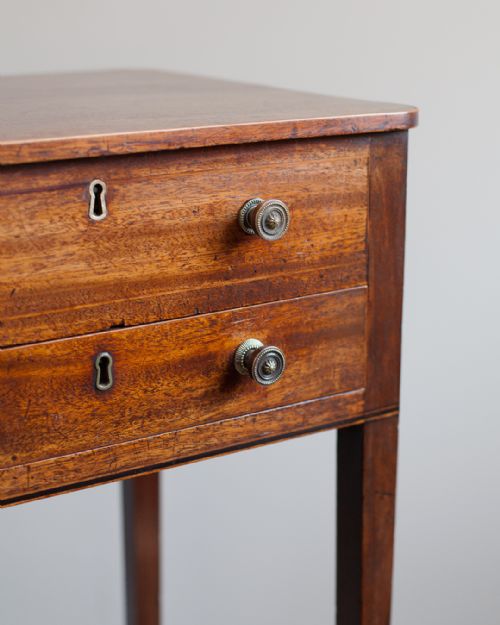 GEORGE III MAHOGANY WORK TABLE - ADDITIONAL PHOTO 3