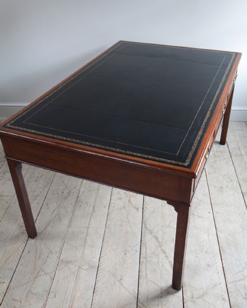 18TH CENTURY MAHOGANY PARTNERS LIBRARY TABLE - ADDITIONAL PHOTO 4