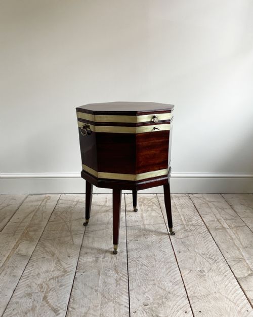 georgian mahogany octagonal wine cooler - CATEGORY: ANTIQUE MISCELLANEOUS - DATED 18TH CENTURY