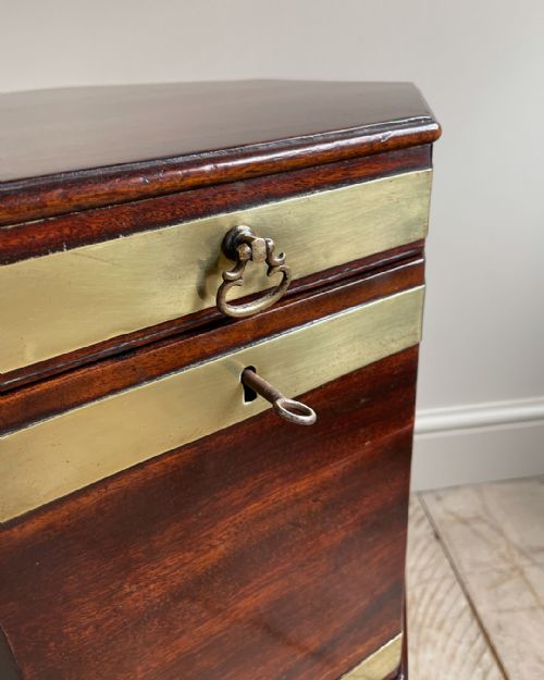 GEORGIAN MAHOGANY OCTAGONAL WINE COOLER - ADDITIONAL PHOTO 6