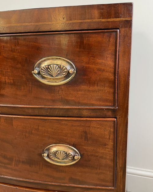 MAHOGANY BOWFRONT CHEST OF DRAWERS - ADDITIONAL PHOTO 5