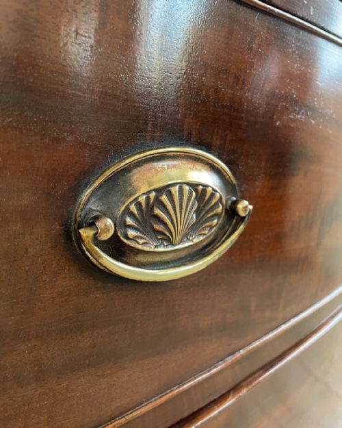 MAHOGANY BOWFRONT CHEST OF DRAWERS - ADDITIONAL PHOTO 8