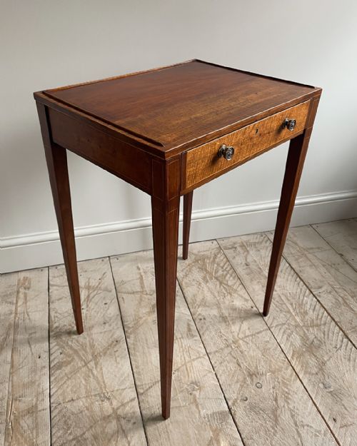 GOLDEN MAHOGANY 'CHEVRET' TABLE - ADDITIONAL PHOTO 8