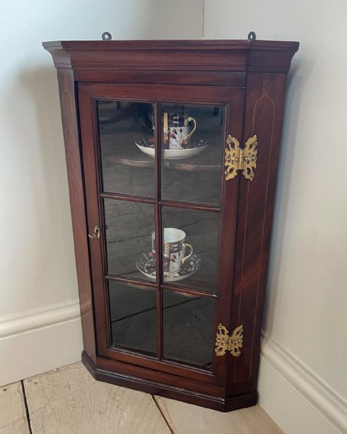 SMALL EDWARDIAN MAHOGANY GLAZED CORNER CUPBOARD - ADDITIONAL PHOTO 1