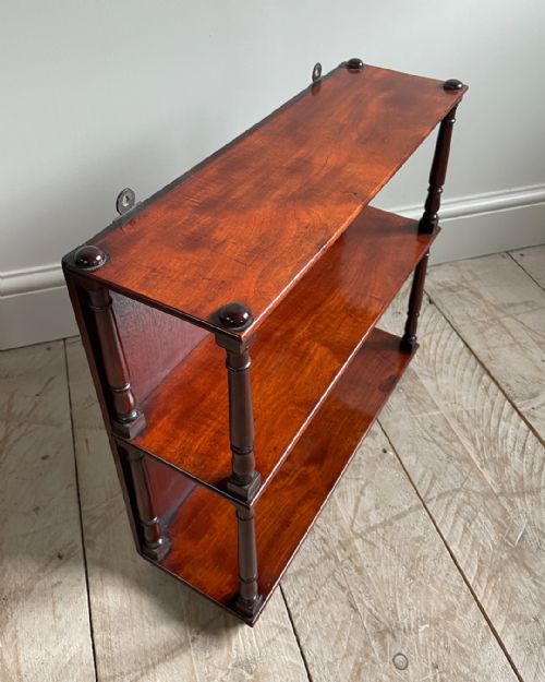 GOOD QUALITY PAIR OF MAHOGANY WALL HANGING SHELVES - ADDITIONAL PHOTO 7