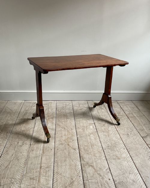 regency mahogany centre table - CATEGORY: ANTIQUE TABLES - DATED 19TH CENTURY