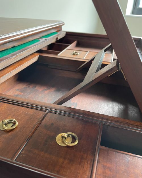 GEORGIAN MAHOGANY GENTLEMAN'S DRESSING CHEST - ADDITIONAL PHOTO 7