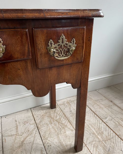 GEORGE II LOWBOY IN FADED MAHOGANY - ADDITIONAL PHOTO 9