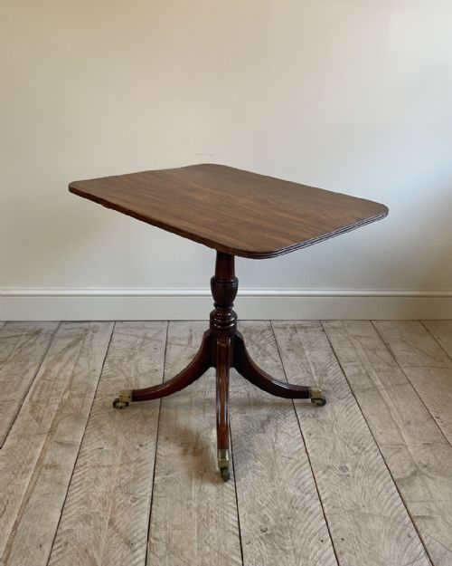 GEORGE III MAHOGANY LAMP TABLE - ADDITIONAL PHOTO 1