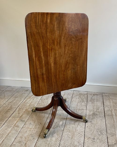 GEORGE III MAHOGANY LAMP TABLE - ADDITIONAL PHOTO 5