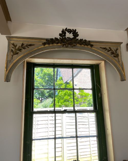BEAUTIFUL PAIR OF EARLY 19TH CENTURY FRENCH PELMETS - ADDITIONAL PHOTO 2