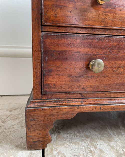 GEORGIAN MINIATURE CHEST OF DRAWERS - ADDITIONAL PHOTO 5