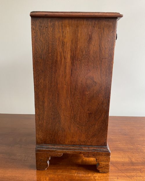 GEORGIAN MINIATURE CHEST OF DRAWERS - ADDITIONAL PHOTO 8