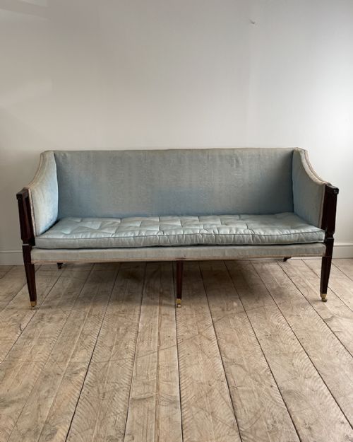 FINE GEORGE III MAHOGANY SETTEE - ADDITIONAL PHOTO 1