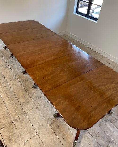 GEORGIAN TRIPLE PEDESTAL DINING TABLE - ADDITIONAL PHOTO 2