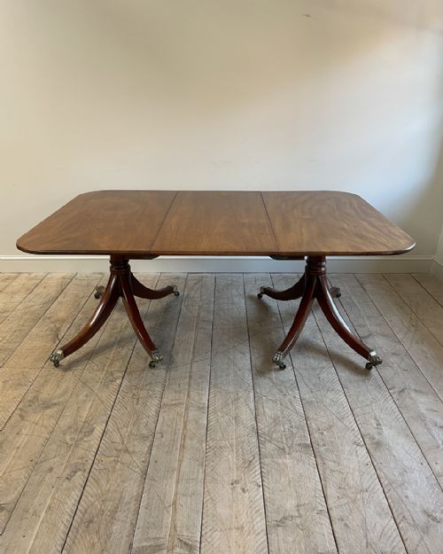 GEORGIAN TRIPLE PEDESTAL DINING TABLE - ADDITIONAL PHOTO 8