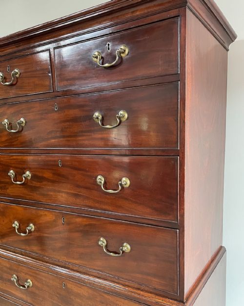 GEORGE III MAHOGANY CHEST ON CHEST - ADDITIONAL PHOTO 4