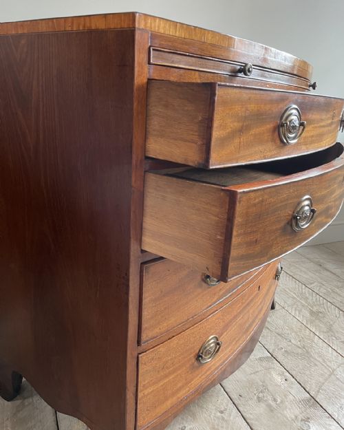 REGENCY BOWFRONT CHEST OF DRAWERS - ADDITIONAL PHOTO 3