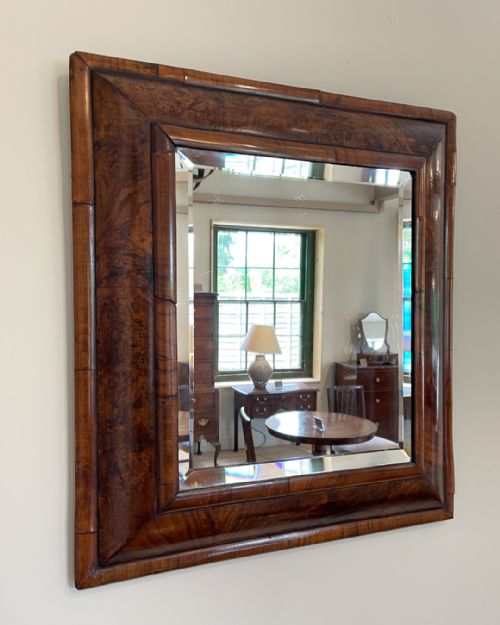 william mary walnut cushion mirror - CATEGORY: ANTIQUE MIRRORS - DATED 17TH CENTURY