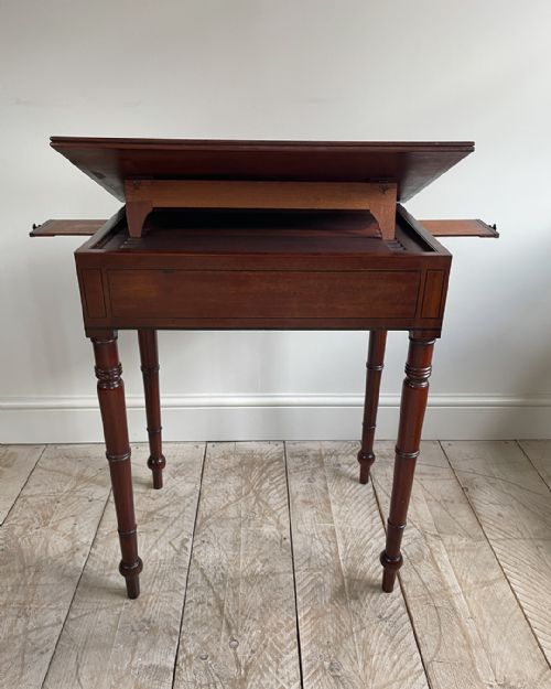 FINE QUALITY REGENCY MAHOGANY READING TABLE - ADDITIONAL PHOTO 6