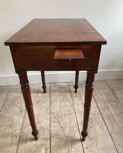 FINE QUALITY REGENCY MAHOGANY READING TABLE - ADDITIONAL PHOTO 9