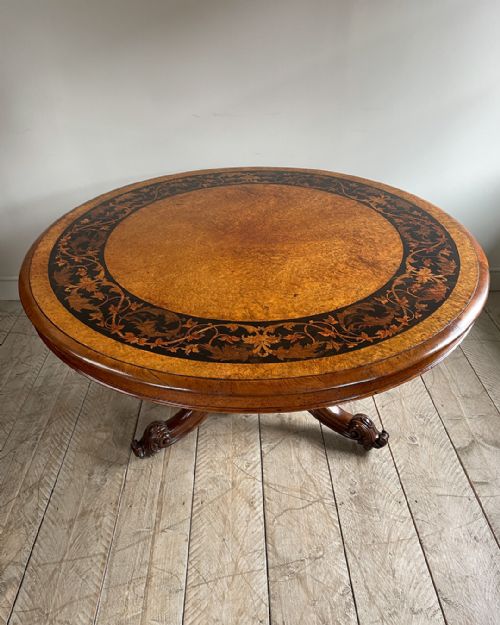 MAGNIFICENT WALNUT AND MARQUETRY CENTRE TABLE - ADDITIONAL PHOTO 1