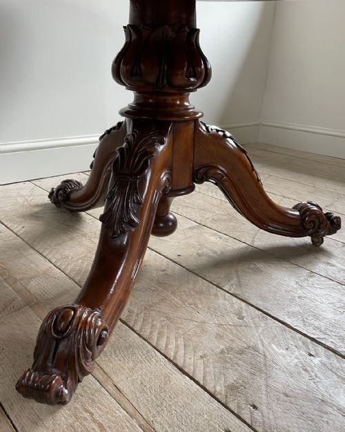 MAGNIFICENT WALNUT AND MARQUETRY CENTRE TABLE - ADDITIONAL PHOTO 3