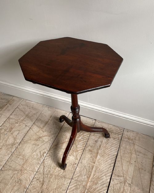 GEORGIAN MAHOGANY TRIPOD TABLE - ADDITIONAL PHOTO 5