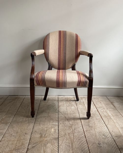 lovely early 19th century mahogany fauteuil - CATEGORY: ANTIQUE CHAIRS - DATED 19TH CENTURY
