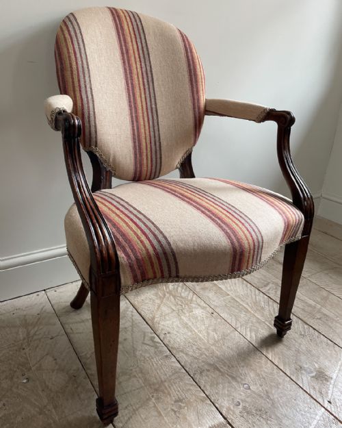 LOVELY EARLY 19TH CENTURY MAHOGANY FAUTEUIL - ADDITIONAL PHOTO 4