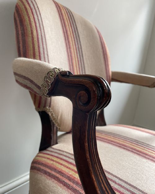 LOVELY EARLY 19TH CENTURY MAHOGANY FAUTEUIL - ADDITIONAL PHOTO 5