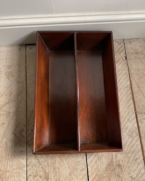 19TH CENTURY MAHOGANY CUTLERY TRAY - ADDITIONAL PHOTO 3