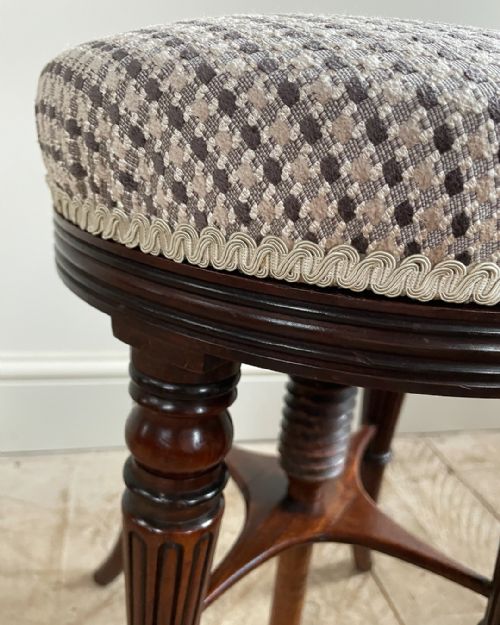 REGENCY MAHOGANY PIANO STOOL - ADDITIONAL PHOTO 4