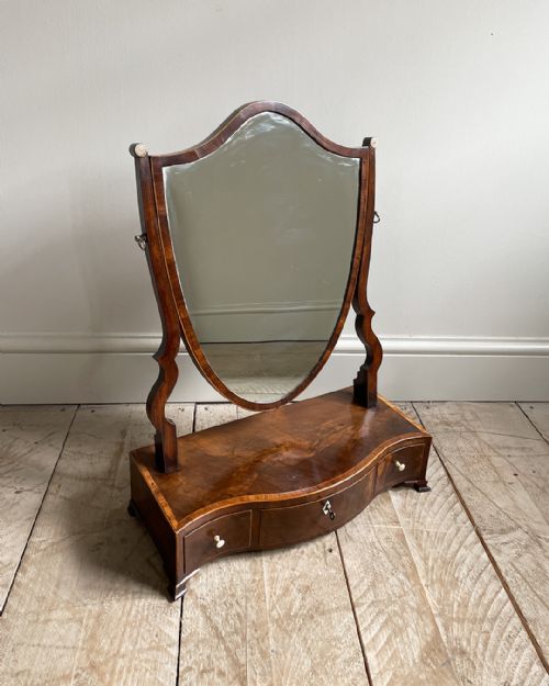 georgian mahogany toilet mirror - CATEGORY: ANTIQUE MIRRORS - DATED 1800