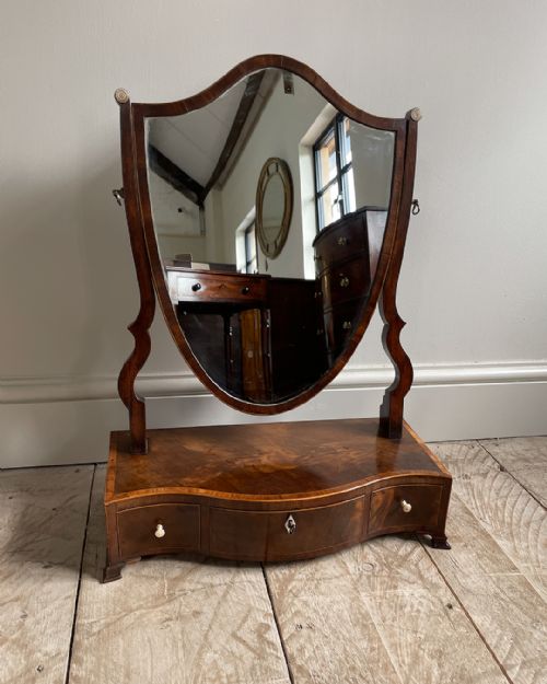 GEORGIAN MAHOGANY TOILET MIRROR - ADDITIONAL PHOTO 2